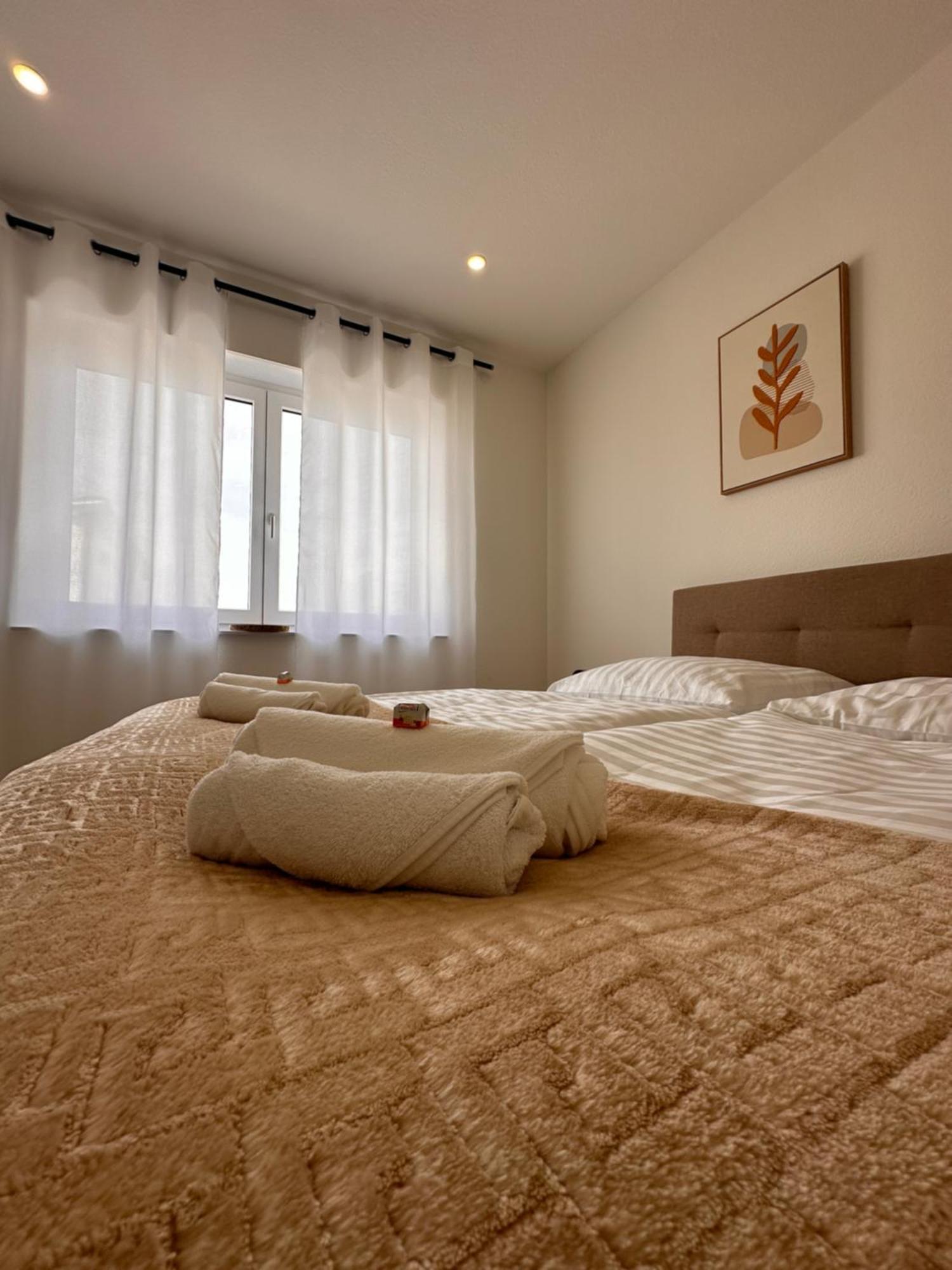 Amao-Obsidian I 120Qm I Elegantes Business- & Familienapartment I 3 Schlafzimmer I Kingsize Betten Schwanau Buitenkant foto