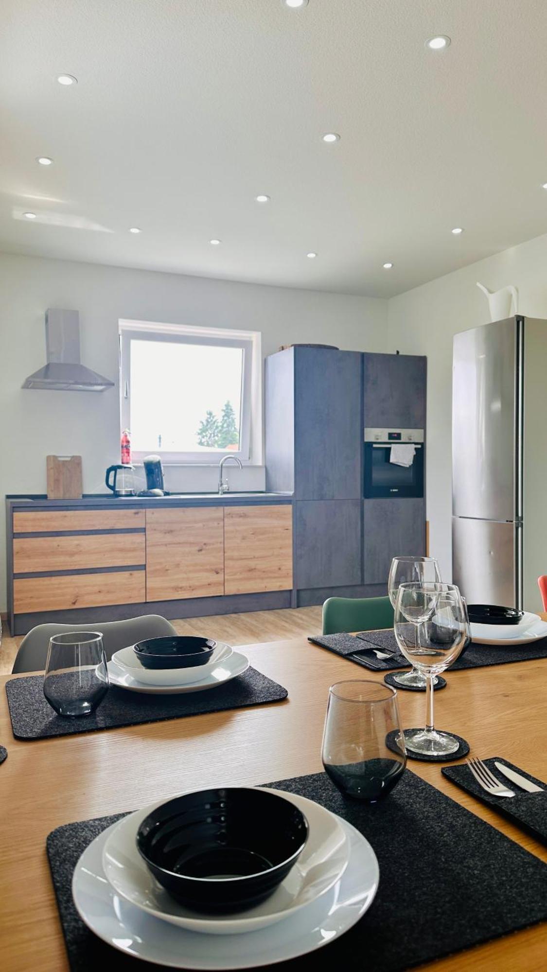 Amao-Obsidian I 120Qm I Elegantes Business- & Familienapartment I 3 Schlafzimmer I Kingsize Betten Schwanau Buitenkant foto